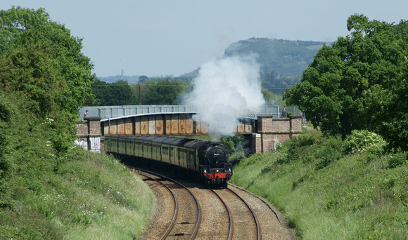 'Black 5' 44871 at Guilden Sutton, Chester Summer 2010