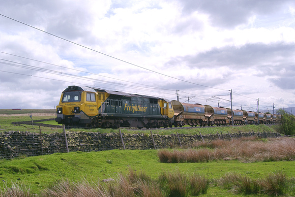 Freightliner 70005 at Shap. 22/05/13