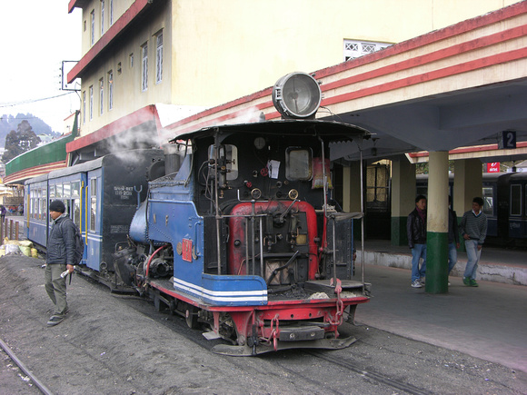 Morning 'Joy Train' awaits departure from Darjeeling