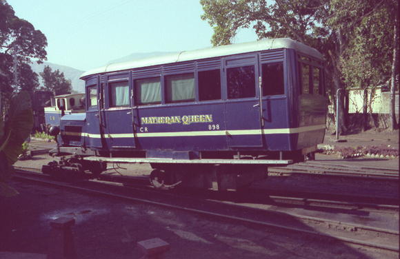 Vintage railbus at Neral