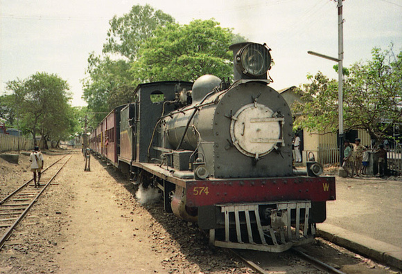 W class 0-6-2 tender loco #574 at Bilamora on the line to Waghai
