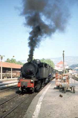Mallet 2-4-6-0 tank E216 departing from Regua