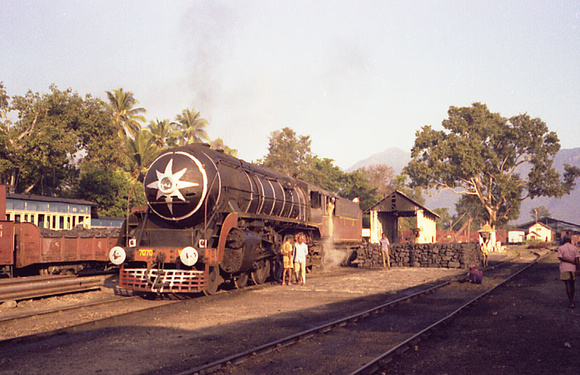 The small broad gauge servicing area at Mettapulyam