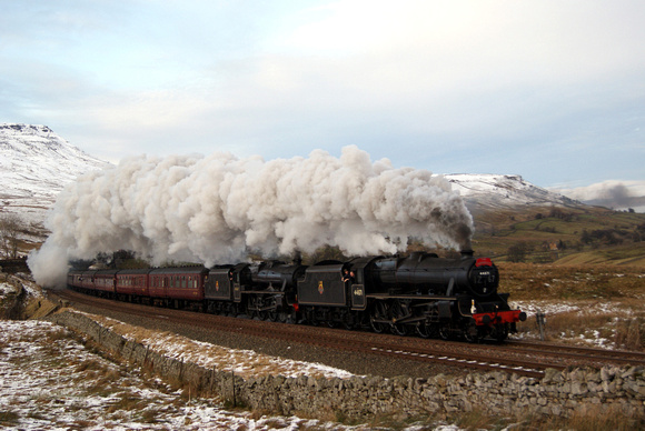Black 5s 44871 and 45407 on the Winter Cumbrian Mountain Express 28/01/12